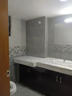 2600 Sqft 3 Bed Un-Furnished Apartment For Rent In Gulshan 1