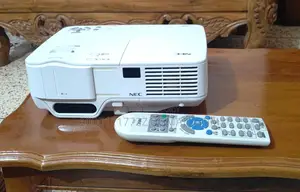 NEC NP63 Brand NEW Auto Focus DLP Projector made in Japan