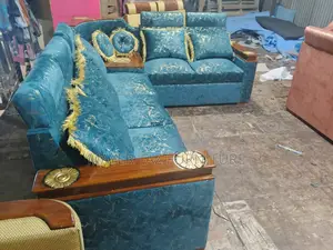 Buy Fashionable Sofas at Wholesale Rates