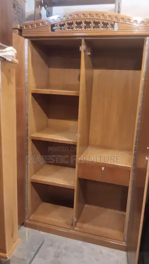 NEW ALMIRA CANADIAN OAK VENEER. M # 49