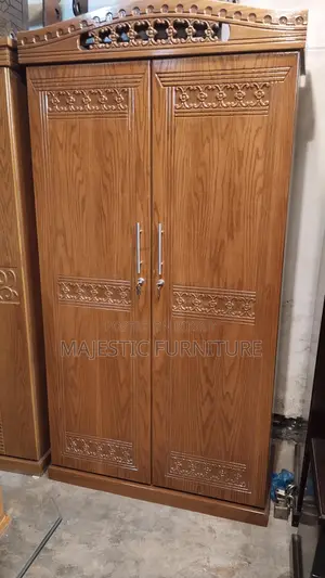 NEW ALMIRA CANADIAN OAK VENEER. M # 49