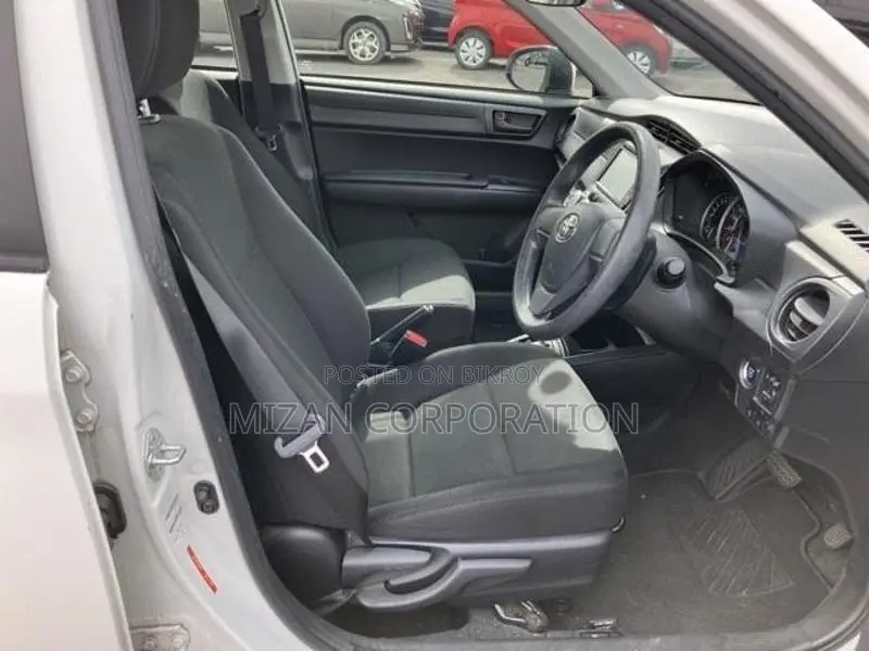 Toyota Axio EX-pkg-35000km 2020
