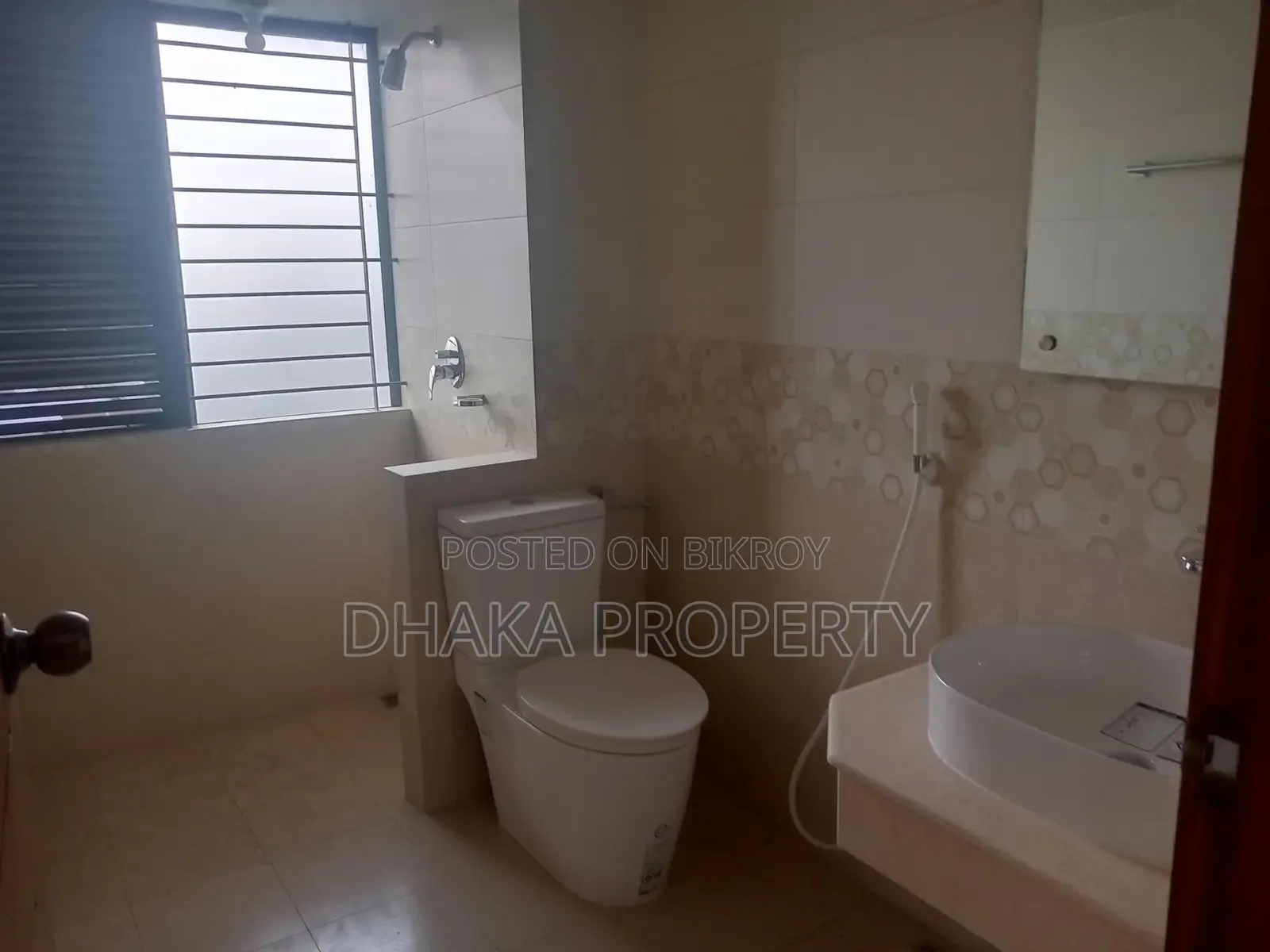 Brand New 2600sqft Luxury Apartment Rent in Banani