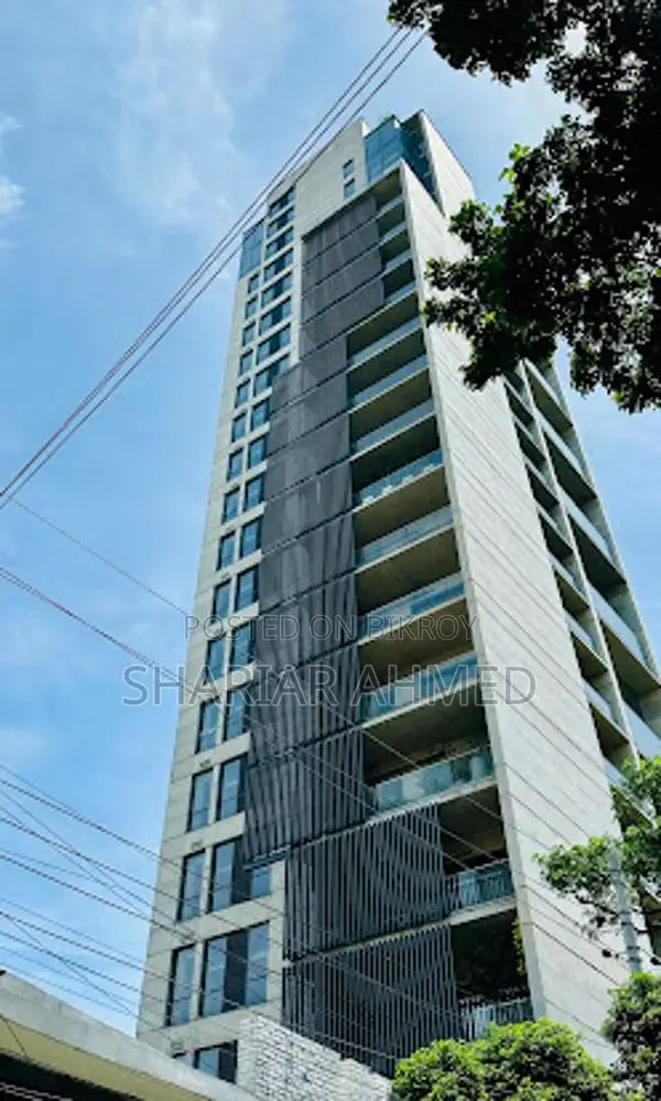 Looking Nice View 4000 SqFt-18/19th Floor Commercial Space Rent Gulshan