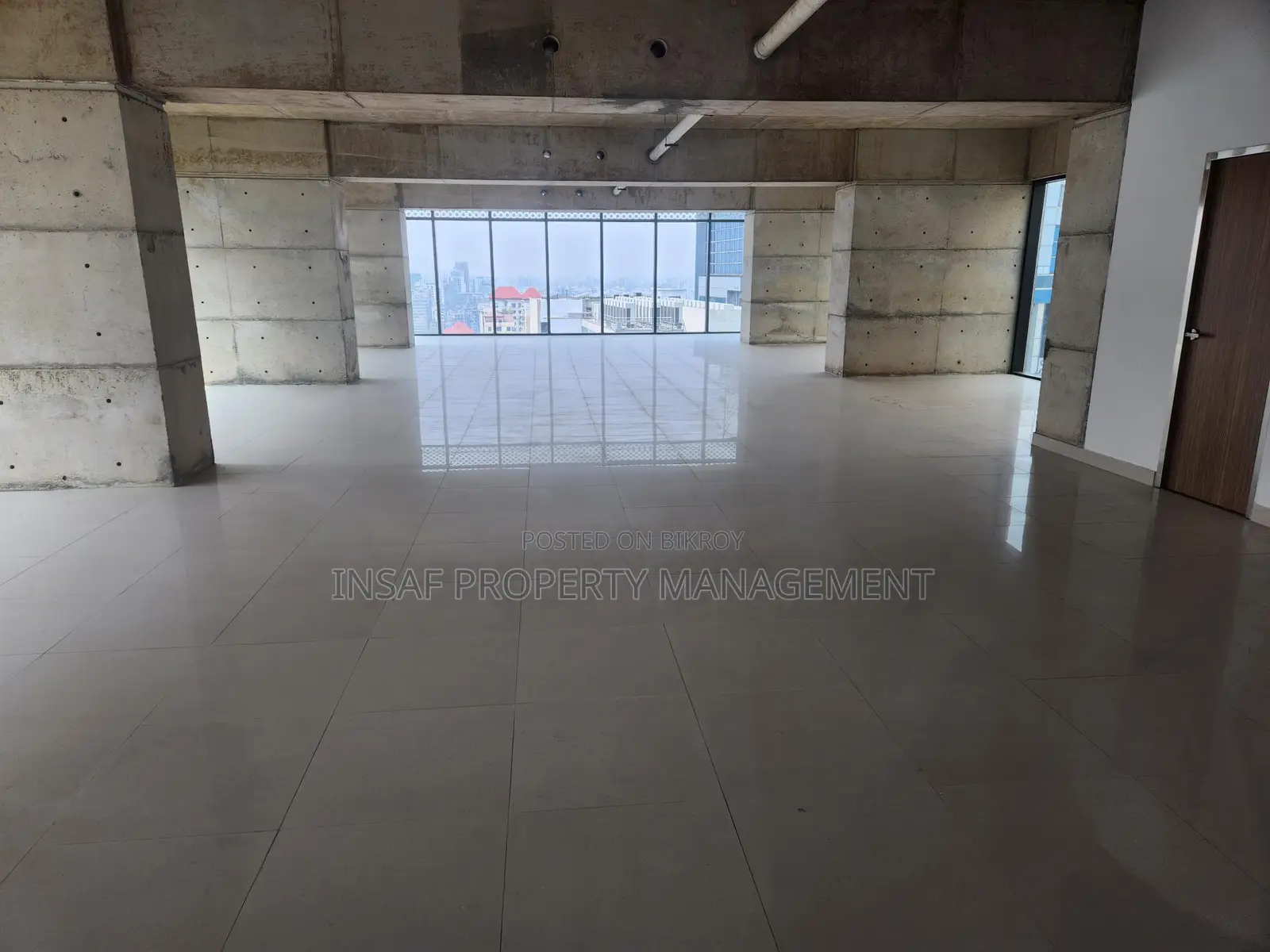 Prime 3700 Sq Ft Commercial Property For Sale | Gulshan Ave