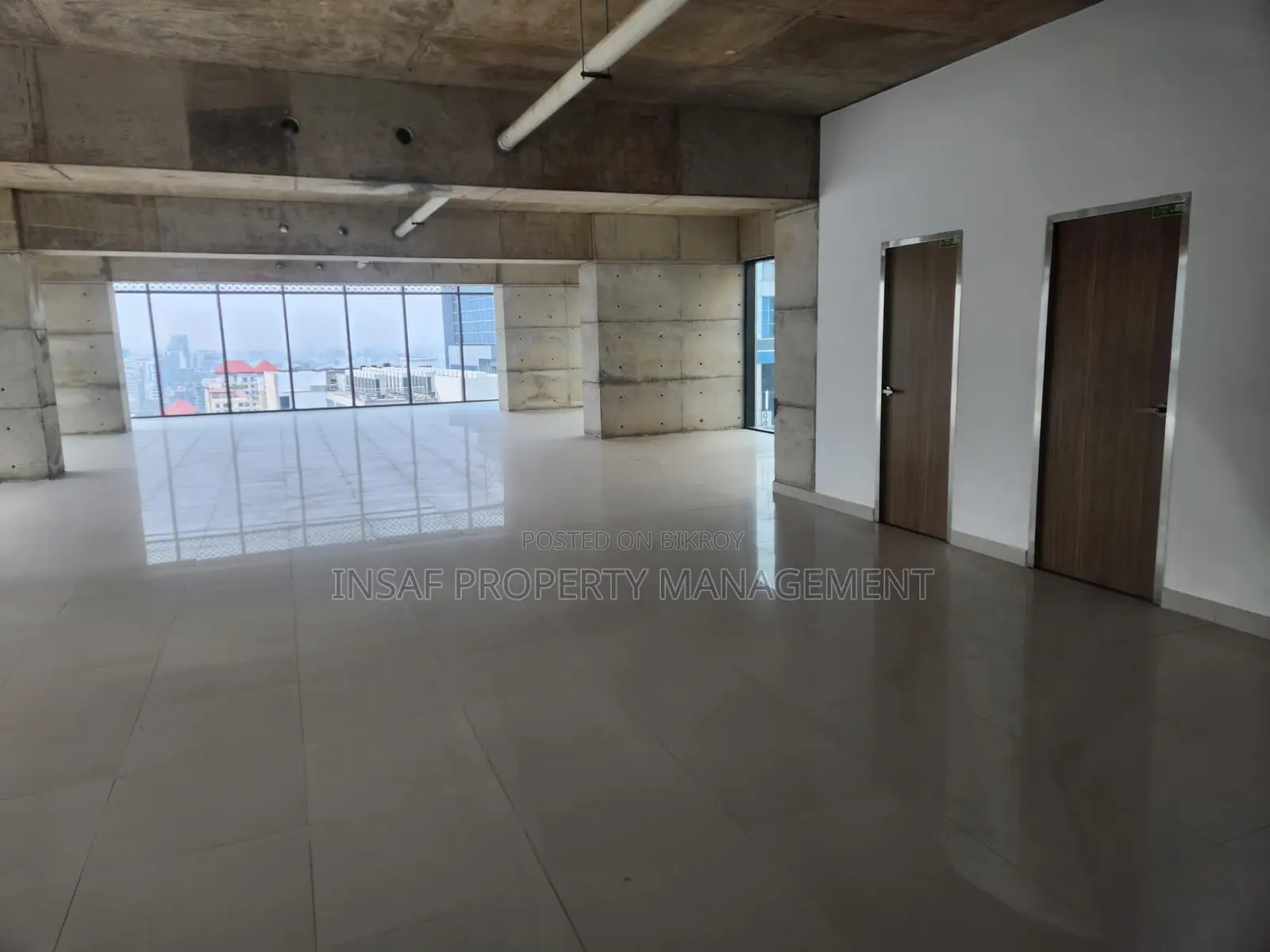 Prime 3700 Sq Ft Commercial Property For Sale | Gulshan Ave