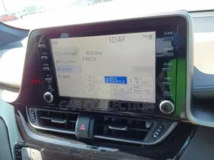 Toyota C-HR G LED 2020