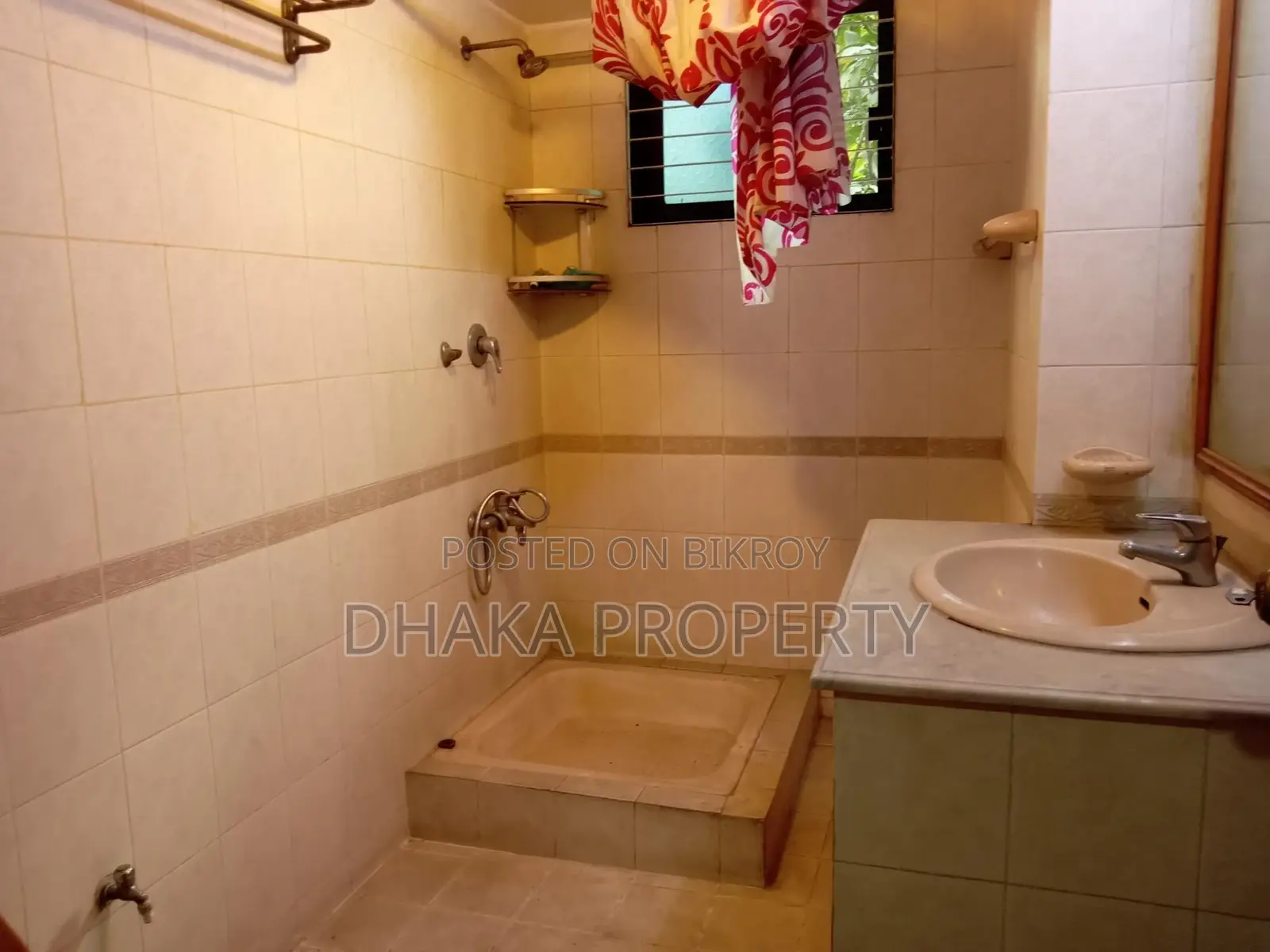 Full-Furnished (2400-Sqft)Apartment Rent in Baridhara
