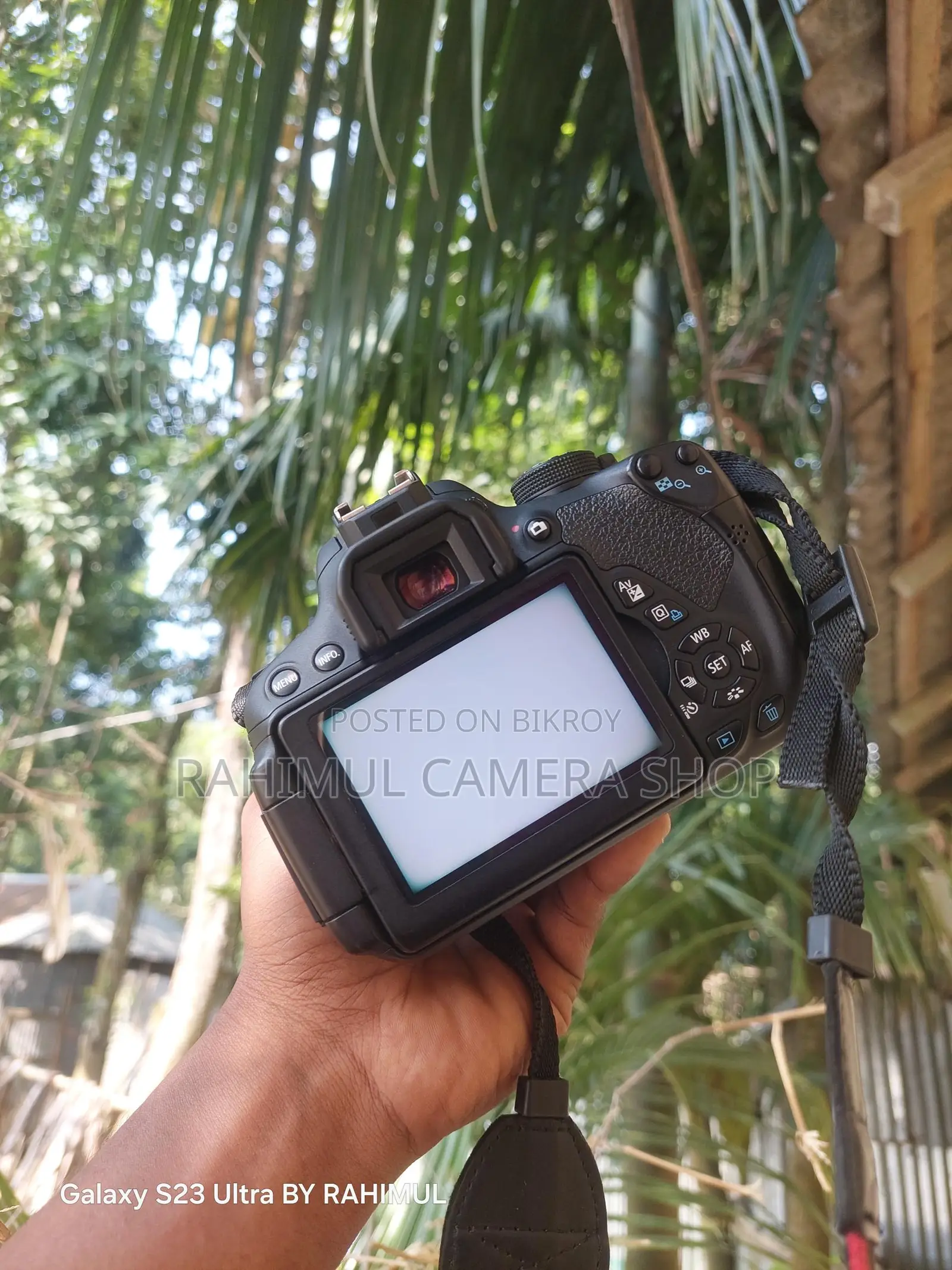 Canon 700D with 75-300 Zoom Lens Full Fresh Condition