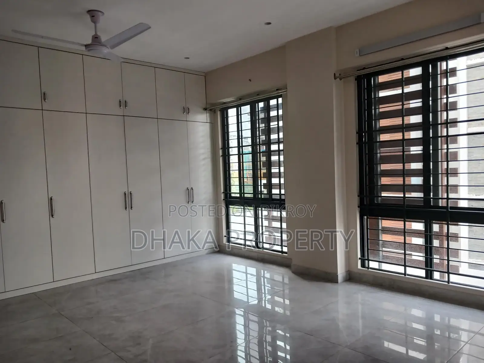 BRAND NEW_4Bed_2 Parking Apartment(4000sqft.) Rent In Banani Model Town
