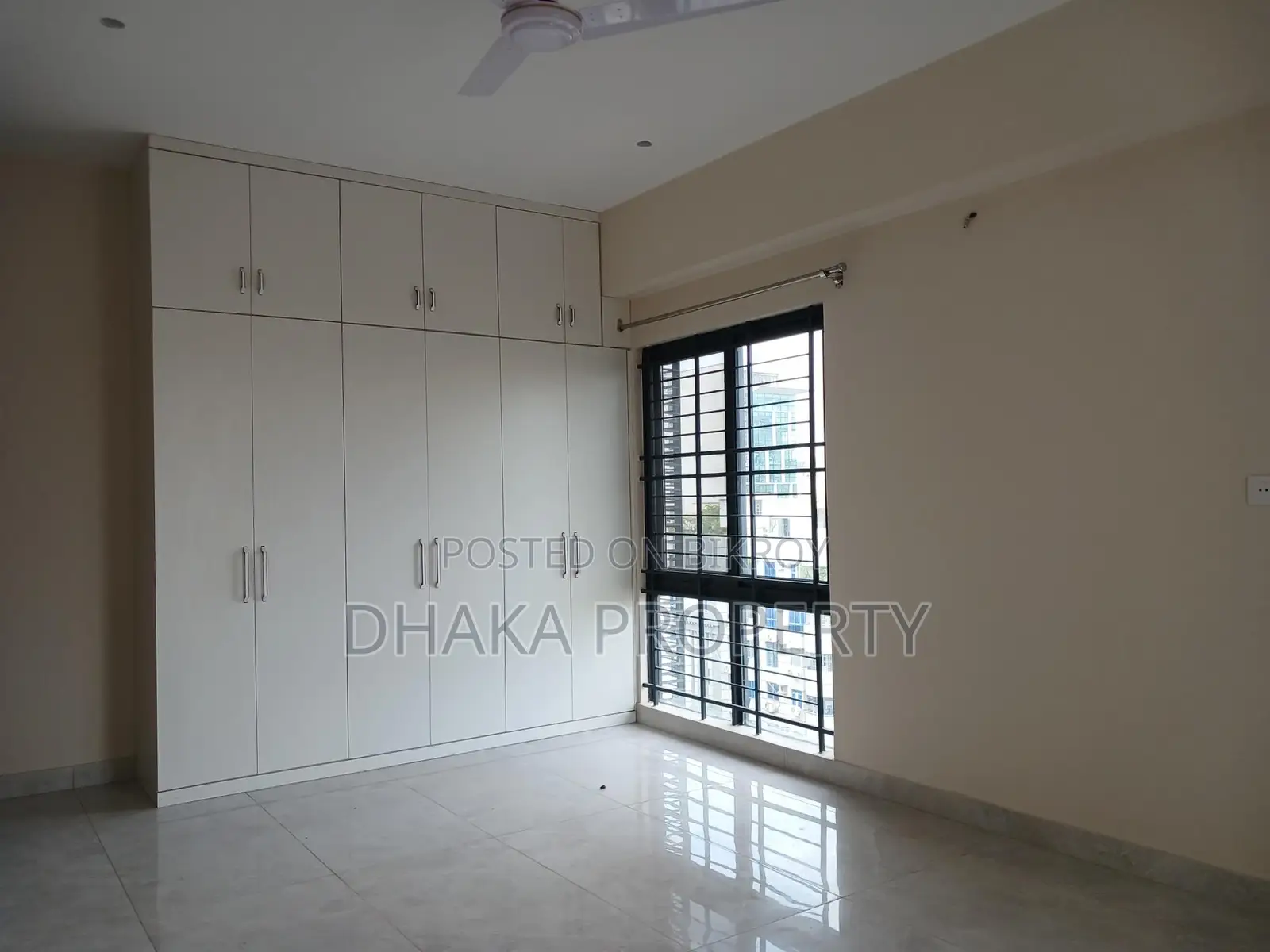 BRAND NEW_4Bed_2 Parking Apartment(4000sqft.) Rent In Banani Model Town