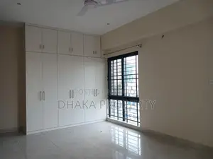 BRAND NEW_4Bed_2 Parking Apartment(4000sqft.) Rent In Banani Model Town