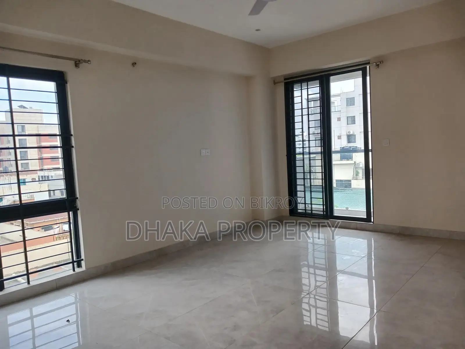 BRAND NEW_4Bed_2 Parking Apartment(4000sqft.) Rent In Banani Model Town