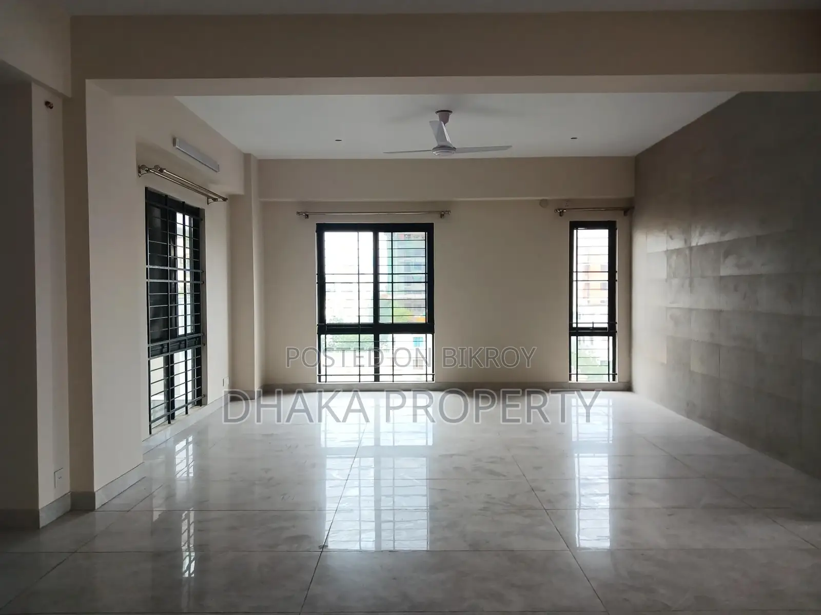 BRAND NEW_4Bed_2 Parking Apartment(4000sqft.) Rent In Banani Model Town