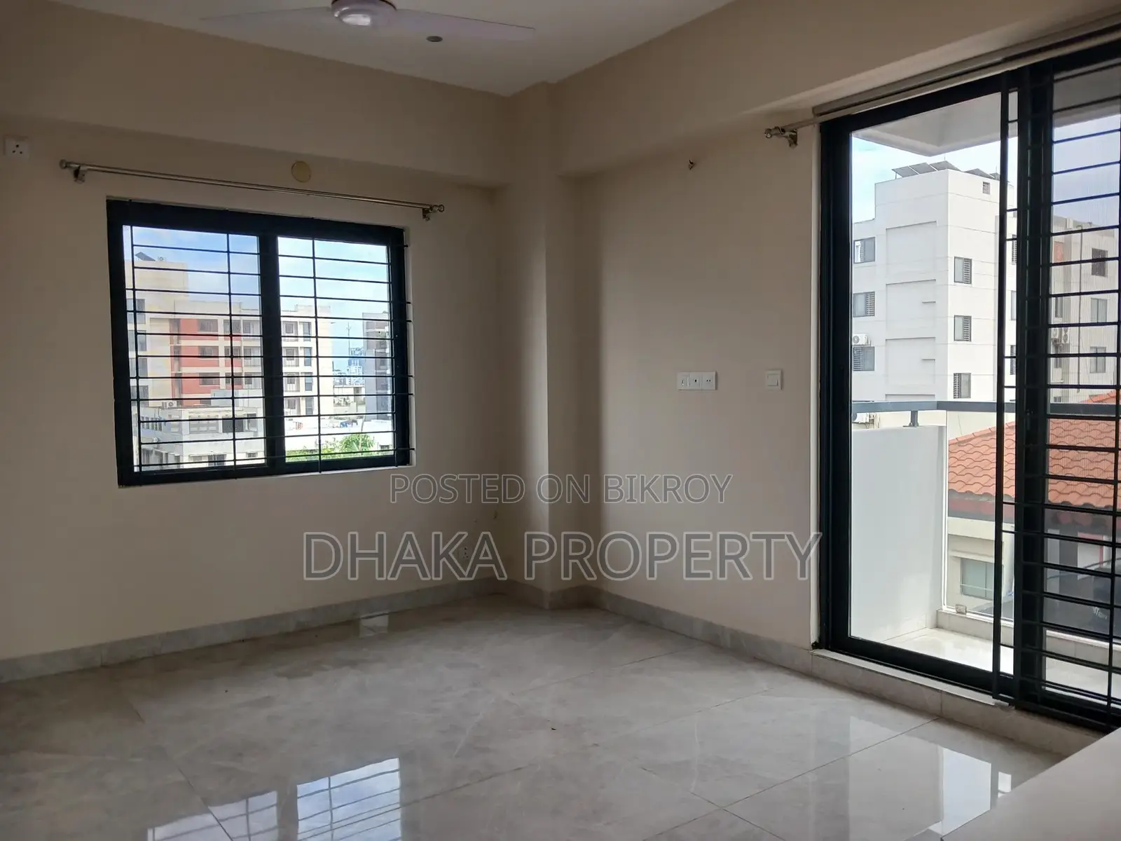 BRAND NEW_4Bed_2 Parking Apartment(4000sqft.) Rent In Banani Model Town