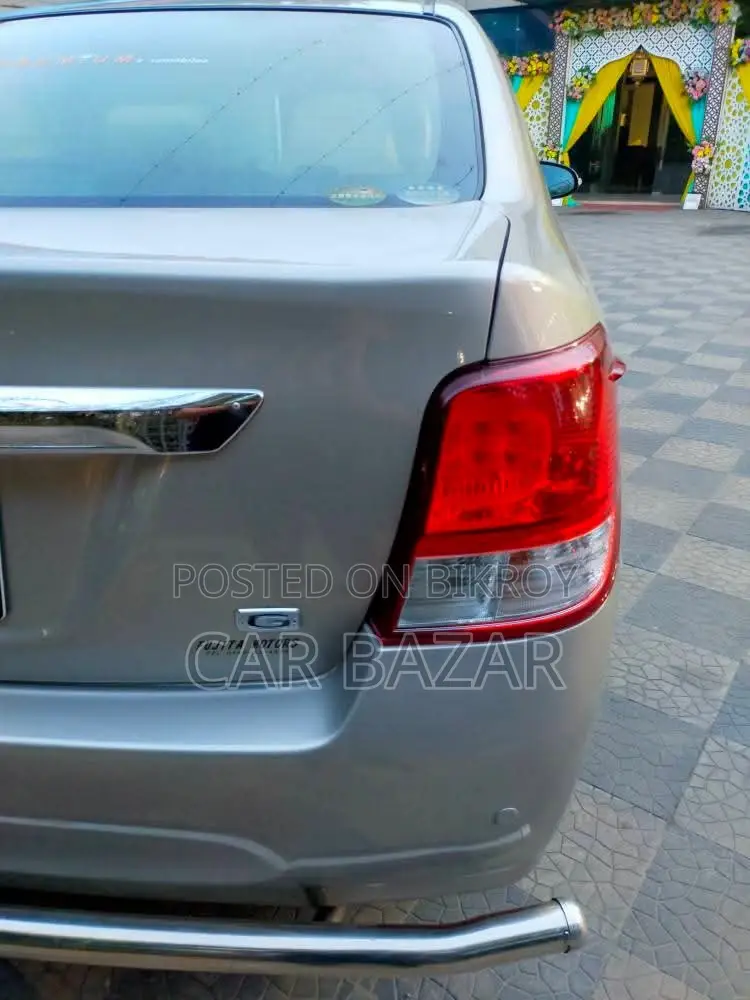 টয়োটা এক্সিও জি পুশ গোল্ড ২০১৩