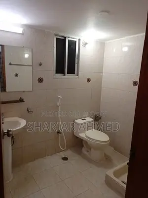 গুলশানে ফার্নিশড ৩ বেড-২১০০ বর্গফুটের ফ্ল্যাট ভাড়ার জন্য
