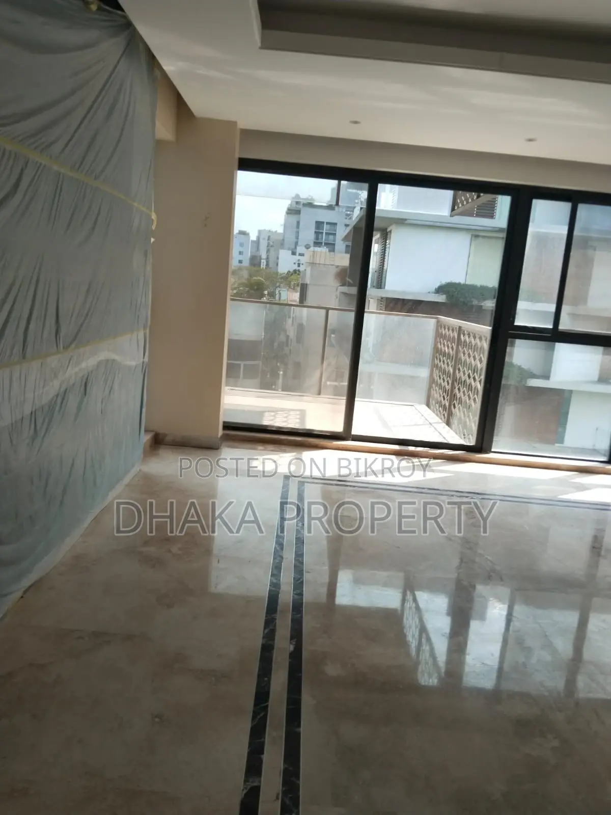 (6700-Sqft) Luxurious Semi-Furnished Apartment Rent in Gulshan North