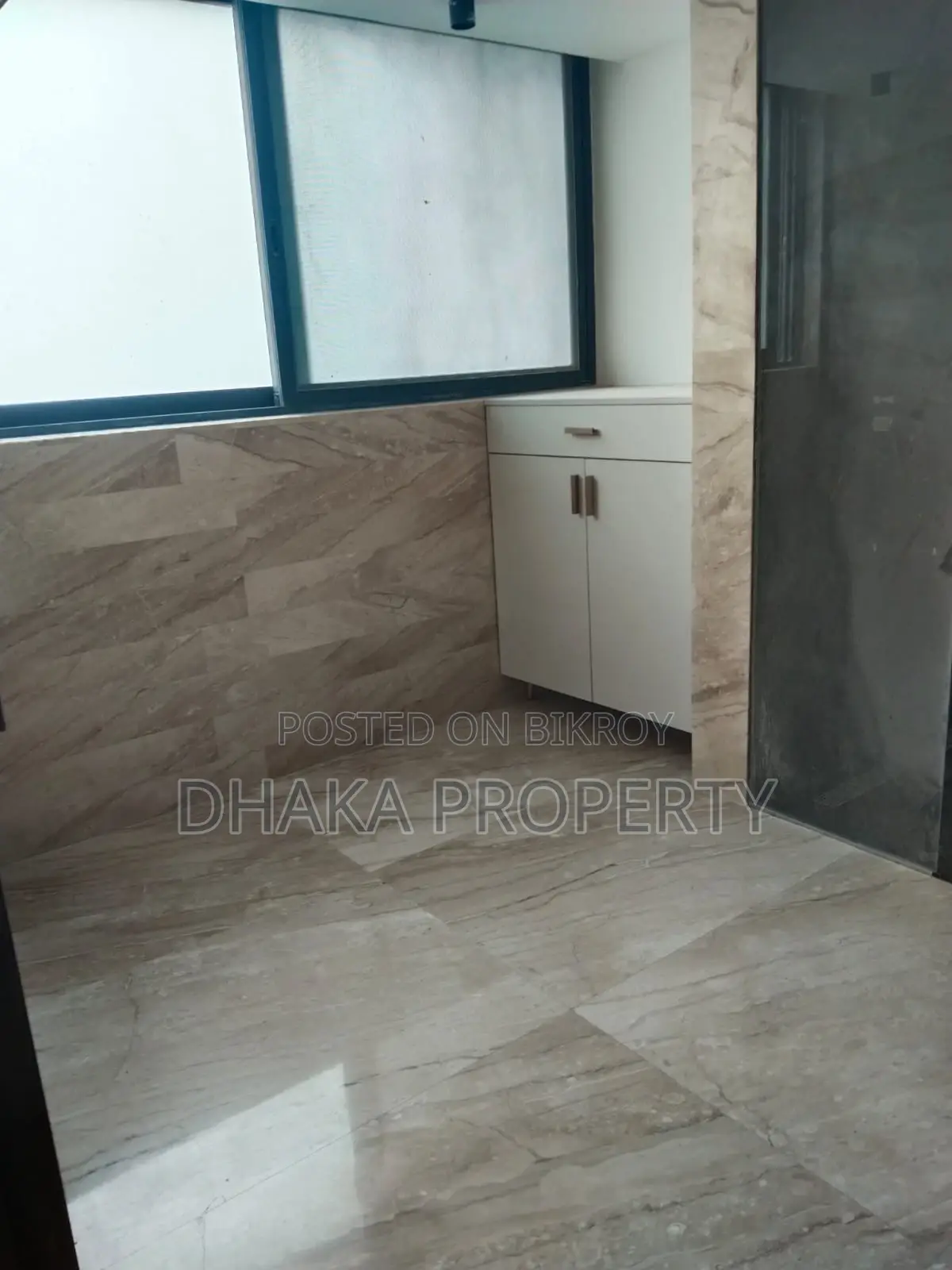 (6700-Sqft) Luxurious Semi-Furnished Apartment Rent in Gulshan North