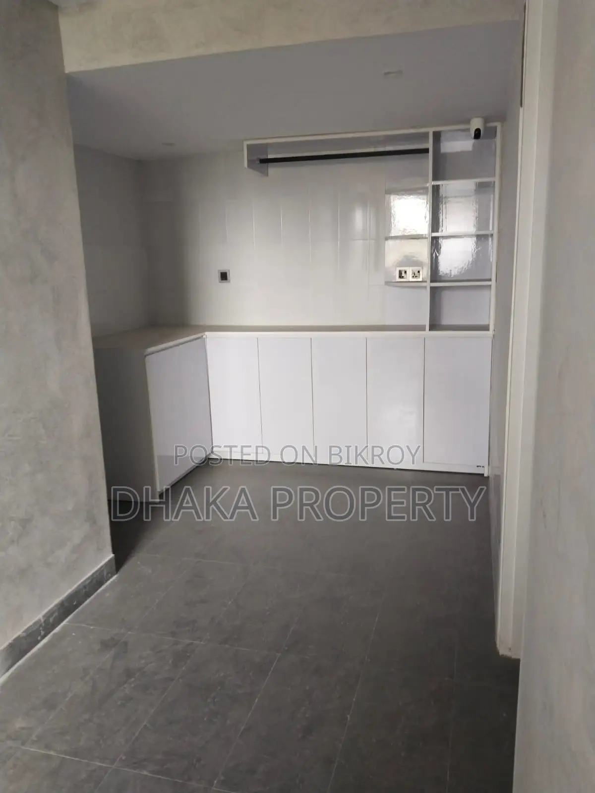(6700-Sqft) Luxurious Semi-Furnished Apartment Rent in Gulshan North