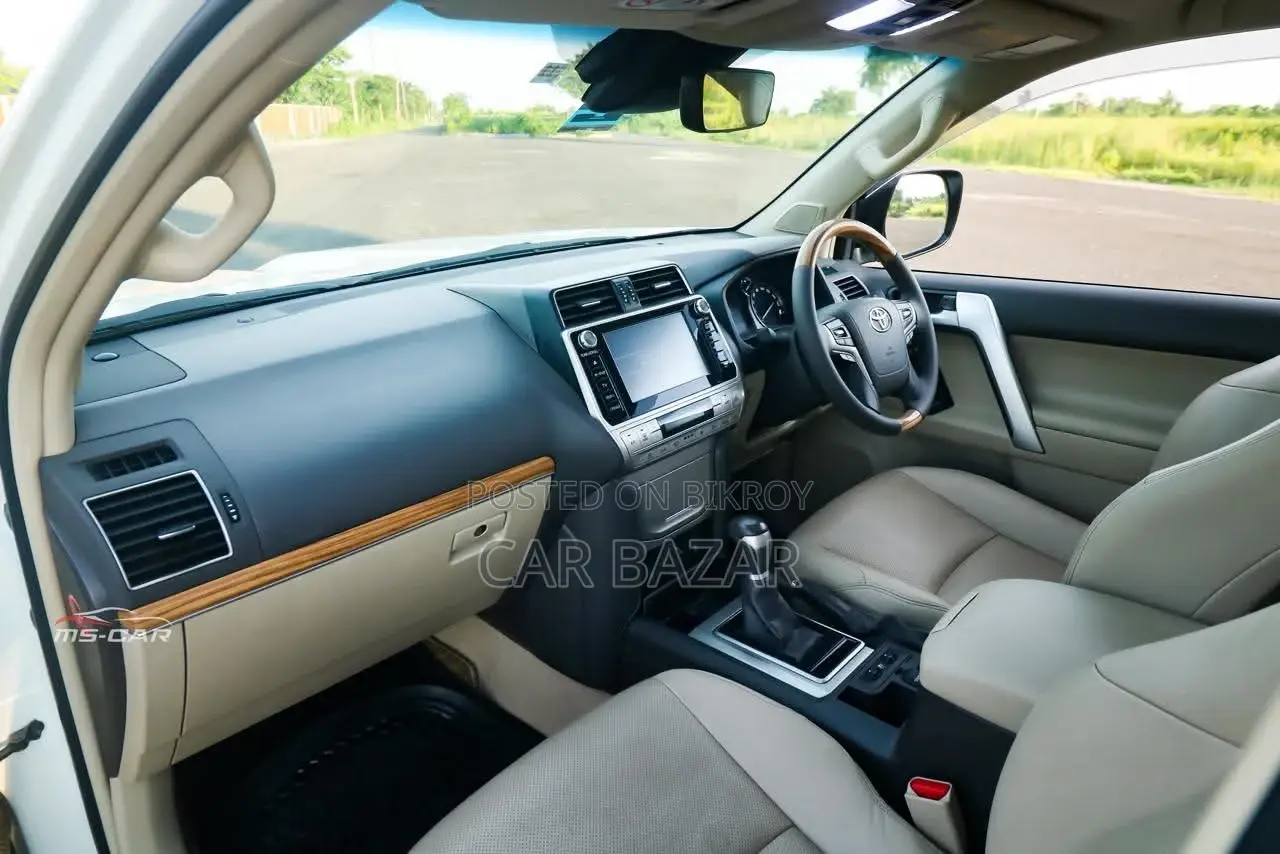 Toyota Land Cruiser Prado Tx-L Limited 2017