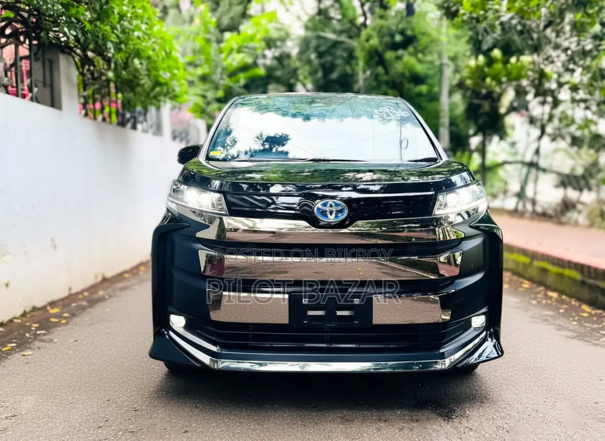 Toyota Noah S-Z 2023