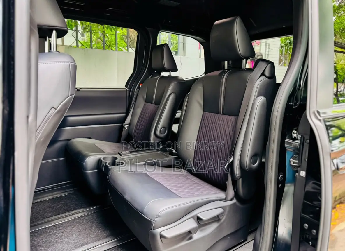 Toyota Noah S-Z 2023