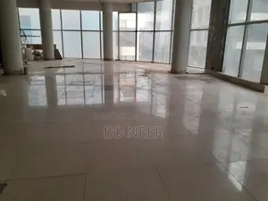 গুলশান এভিনিউতে ৪৫০০ বর্গফুটের অফিস ভাড়া
