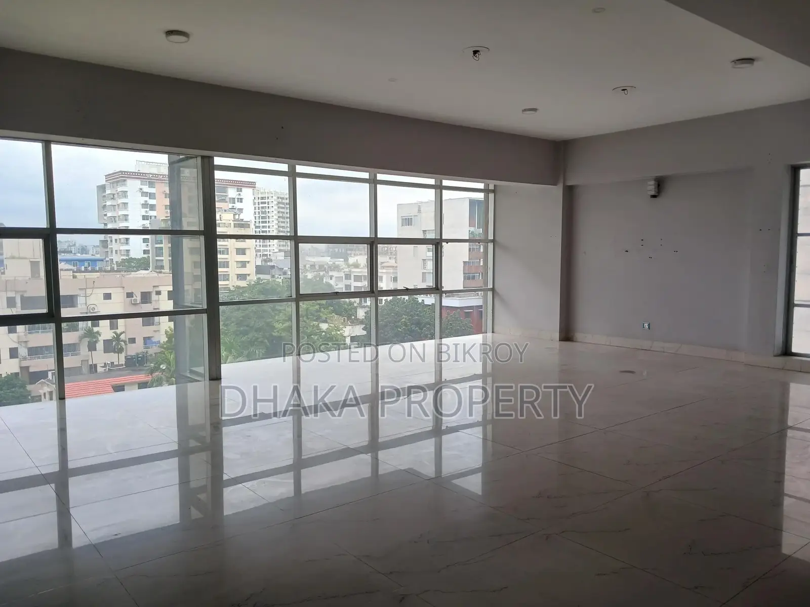 4800sqFt.Gym Swimming pool sunlight flat rent at Gulshan 2