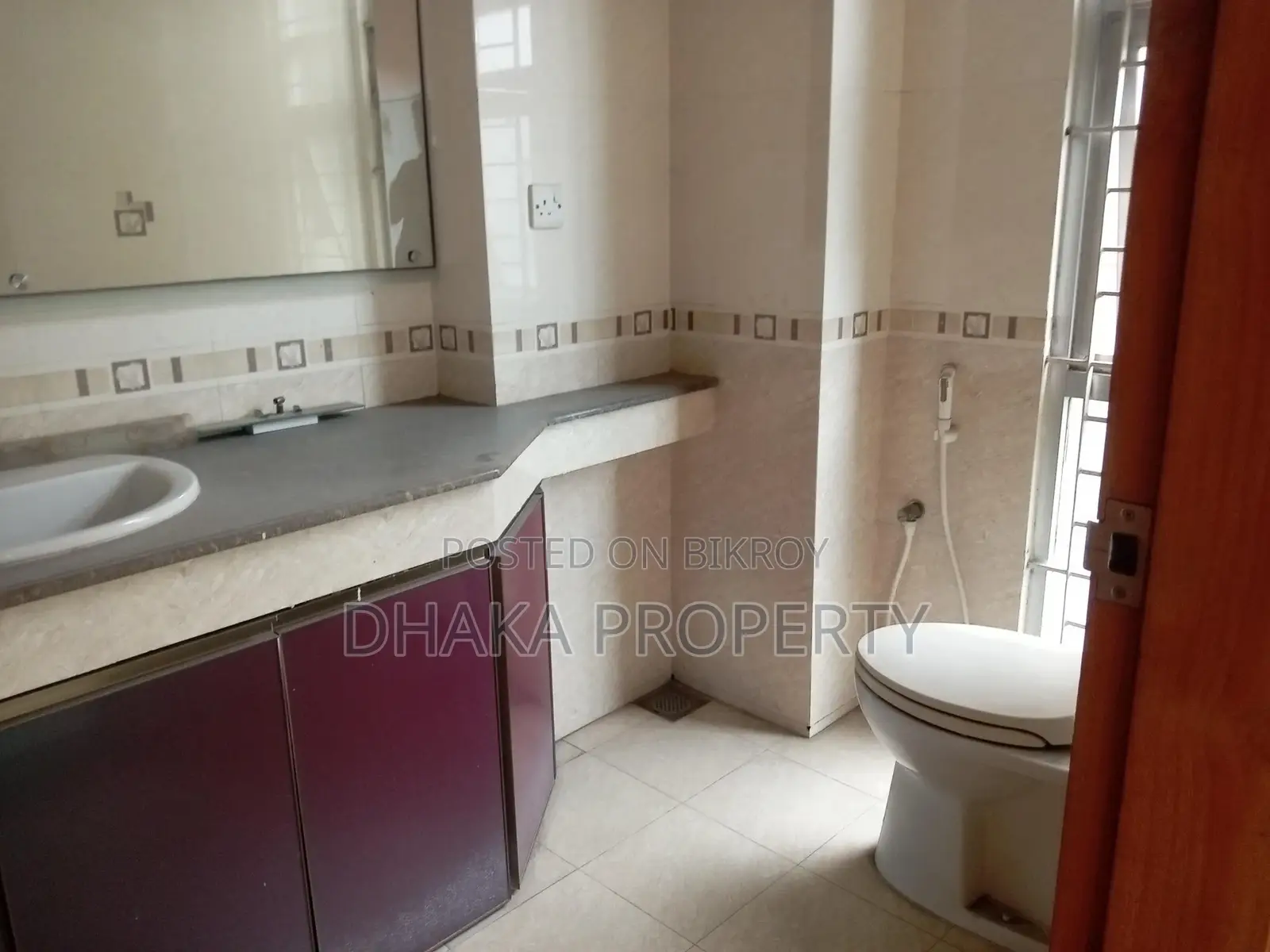 Exclusive 1850-Sqft 3 Beded Apartment Rent in Gulshan