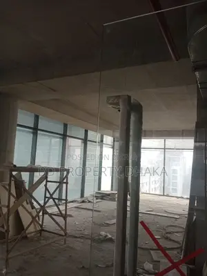 3471sft band new commercial open space for rent