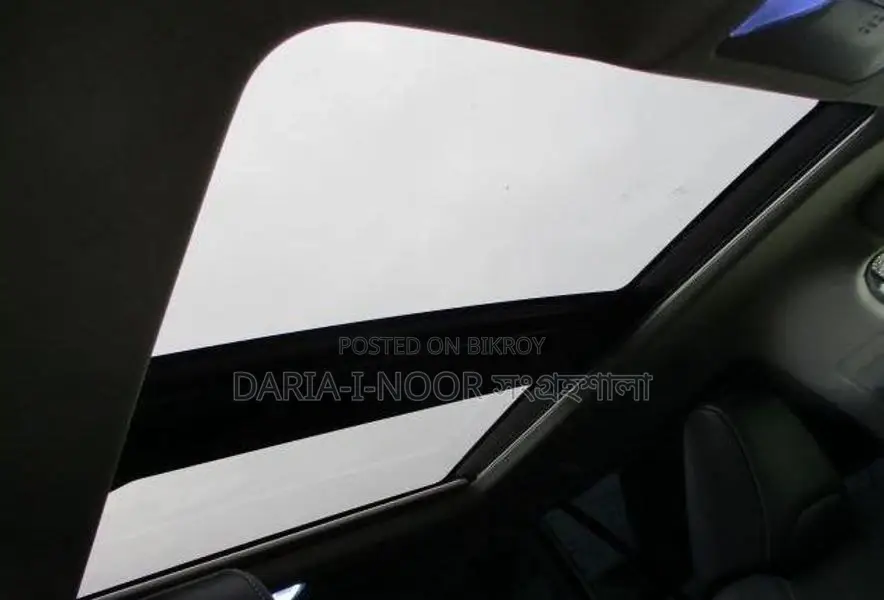 Toyota RAV4 G - 4WD BodyKit 2019