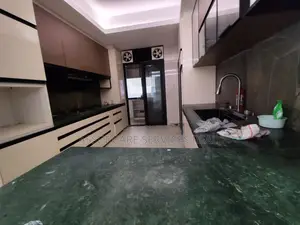 Gorgeous Decoration Gym-Pool Facilities 4Bed Luxury Apartment Rent