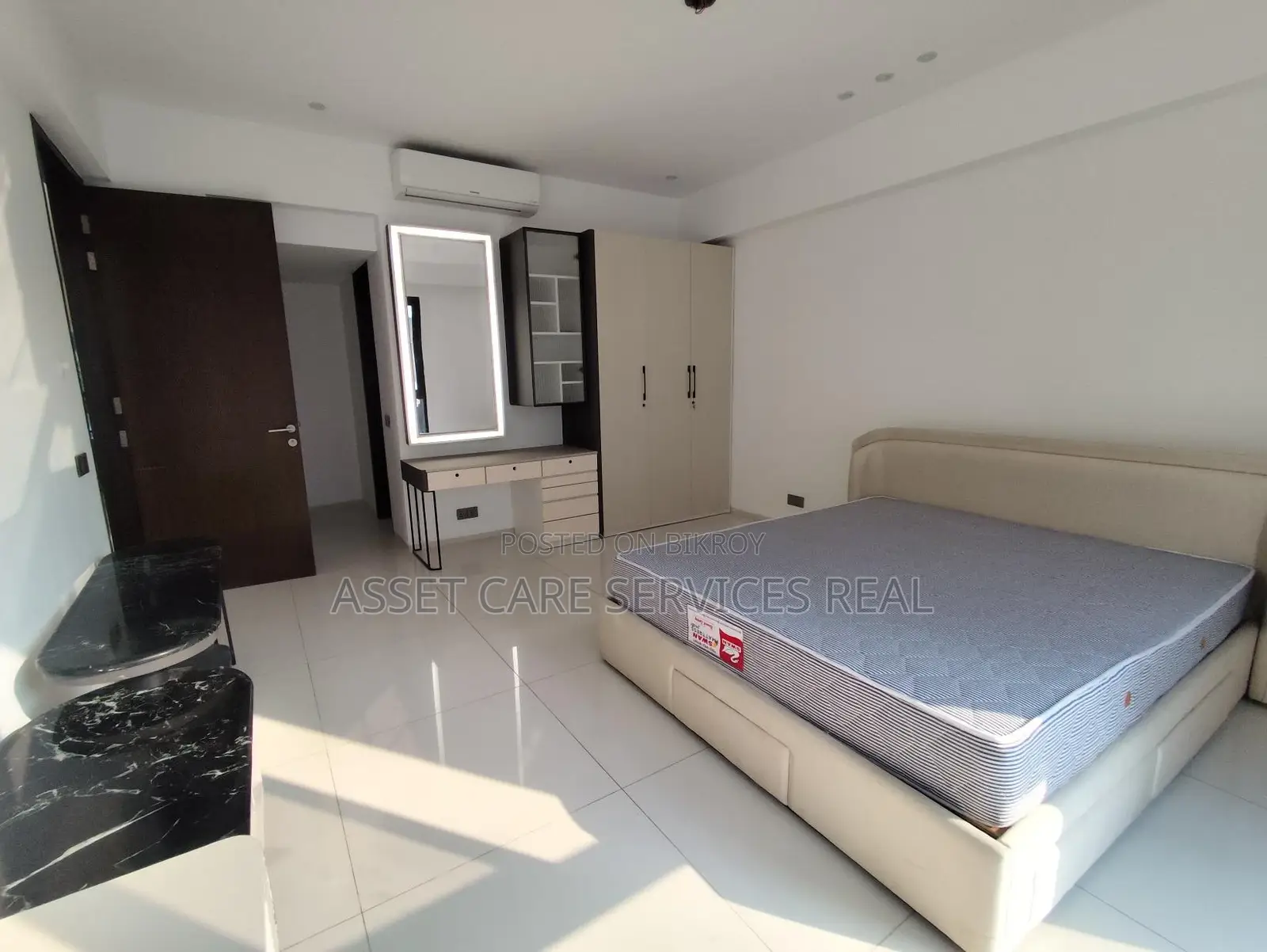 Gorgeous Decoration Gym-Pool Facilities 4Bed Luxury Apartment Rent