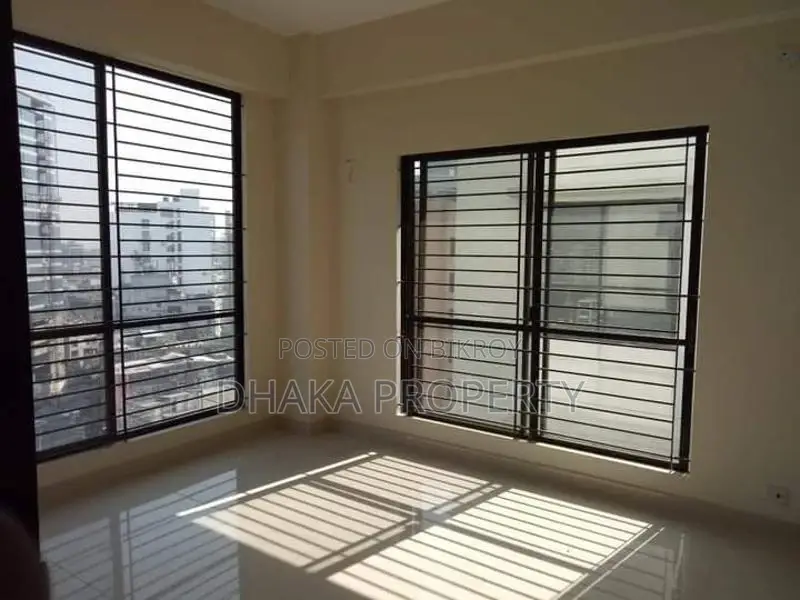Luxurious 2700-Sqft 3-Bedrooms Apartment Rent At North Gulshan