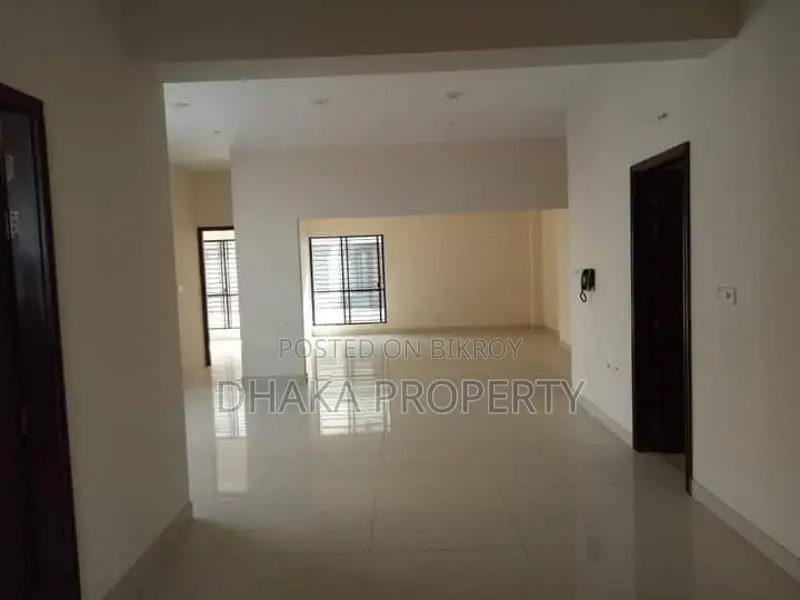 Luxurious 2700-Sqft 3-Bedrooms Apartment Rent At North Gulshan