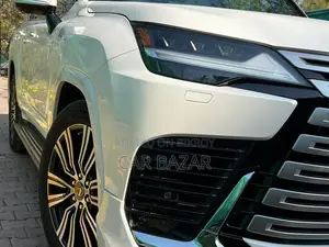 Lexus LX 600 Ultra Luxury Lounge 2023