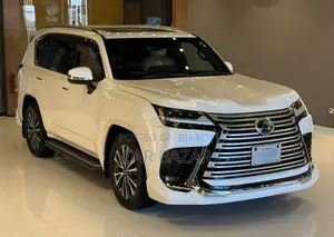 Lexus LX 600 Ultra Luxury Lounge 2023