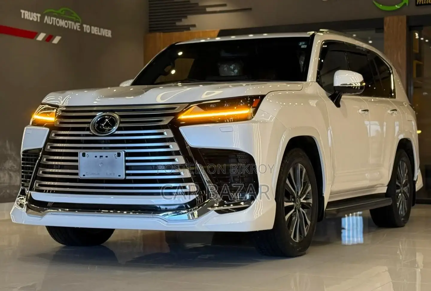 Lexus LX 600 Ultra Luxury Lounge 2023