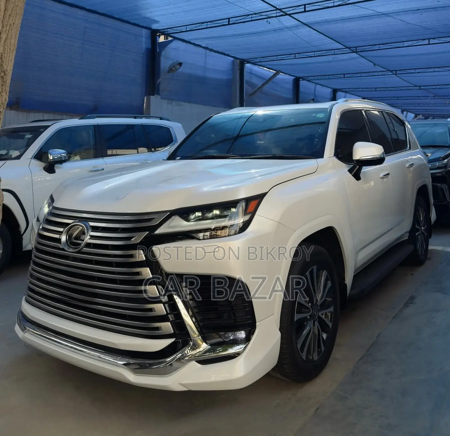 Lexus LX 600 Ultra Luxury Lounge 2023