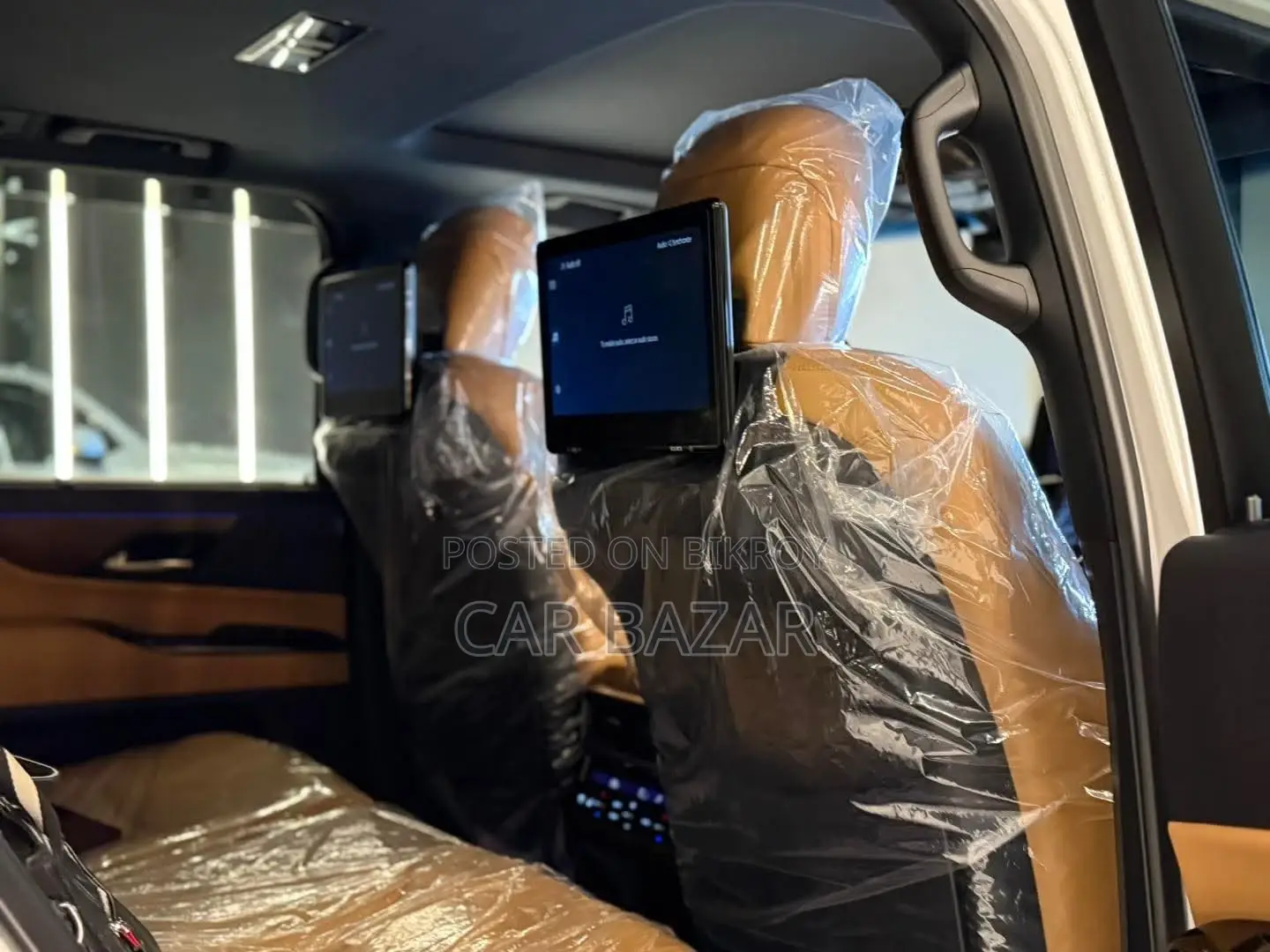 Lexus LX 600 Ultra Luxury Lounge 2023