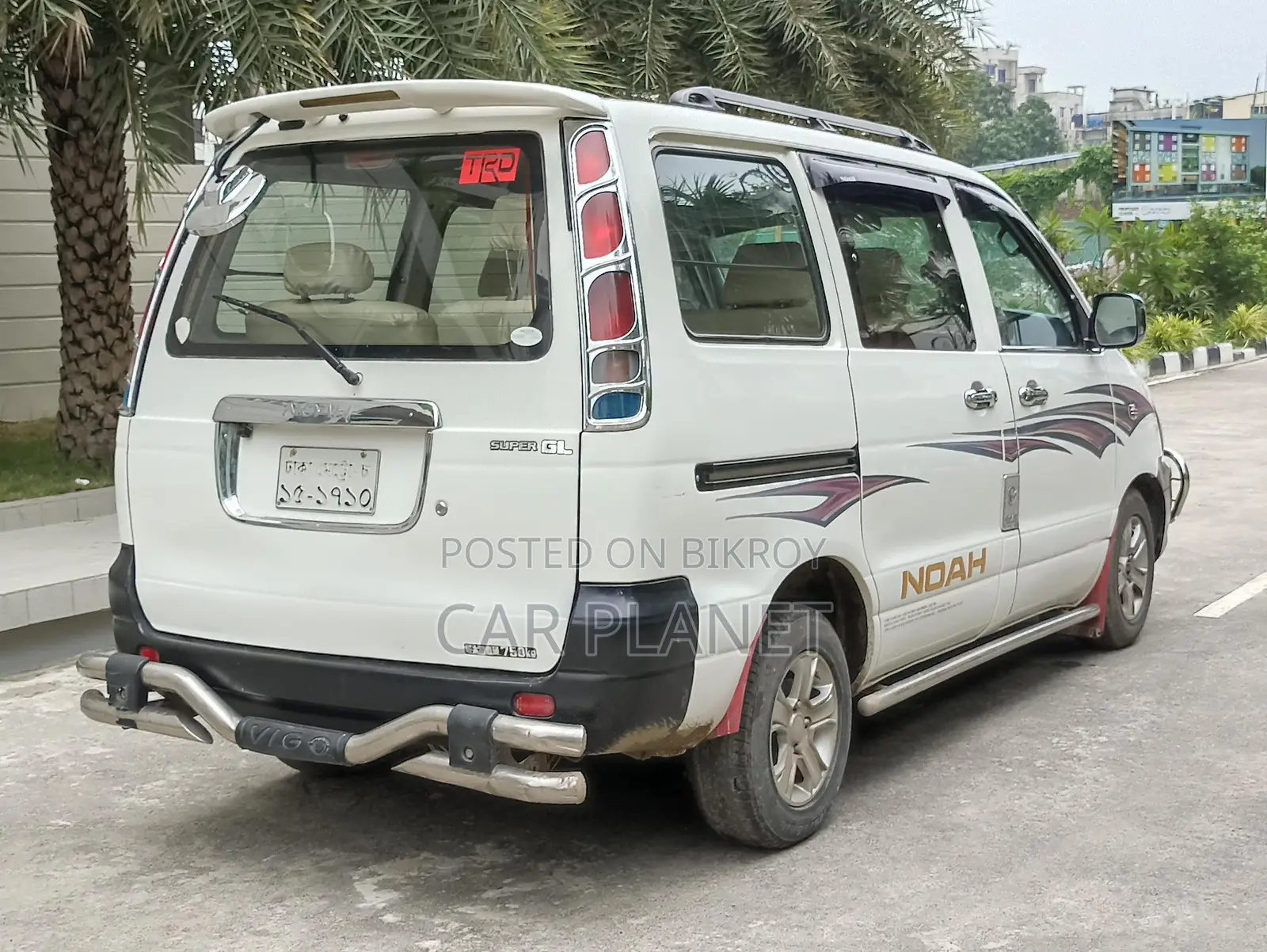 Toyota Noah KR42-GL 2006