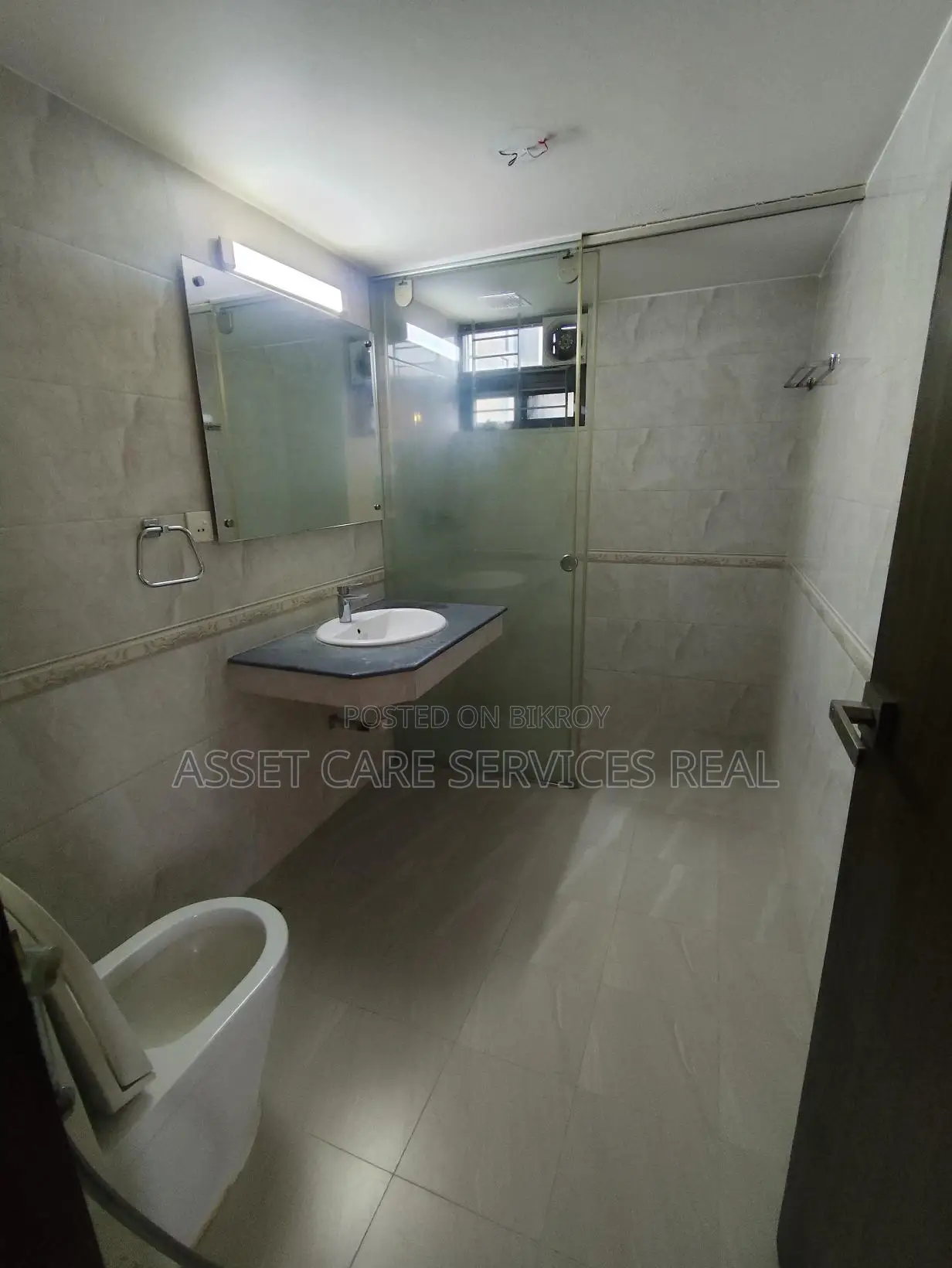 3Bed Semi-Furnished Beautiful Apartment Rent Baridhara Diplomatic Zone