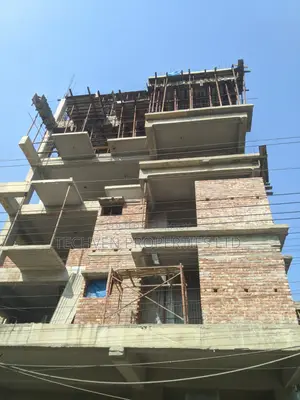 ১৬২০ বর্গফুটের ফ্ল্যাট, বসুন্ধরা এল ব্লক, রোড-৪৭, প্লেপেন ইন্টারন্যাশনাল স্কুলের পাশে
