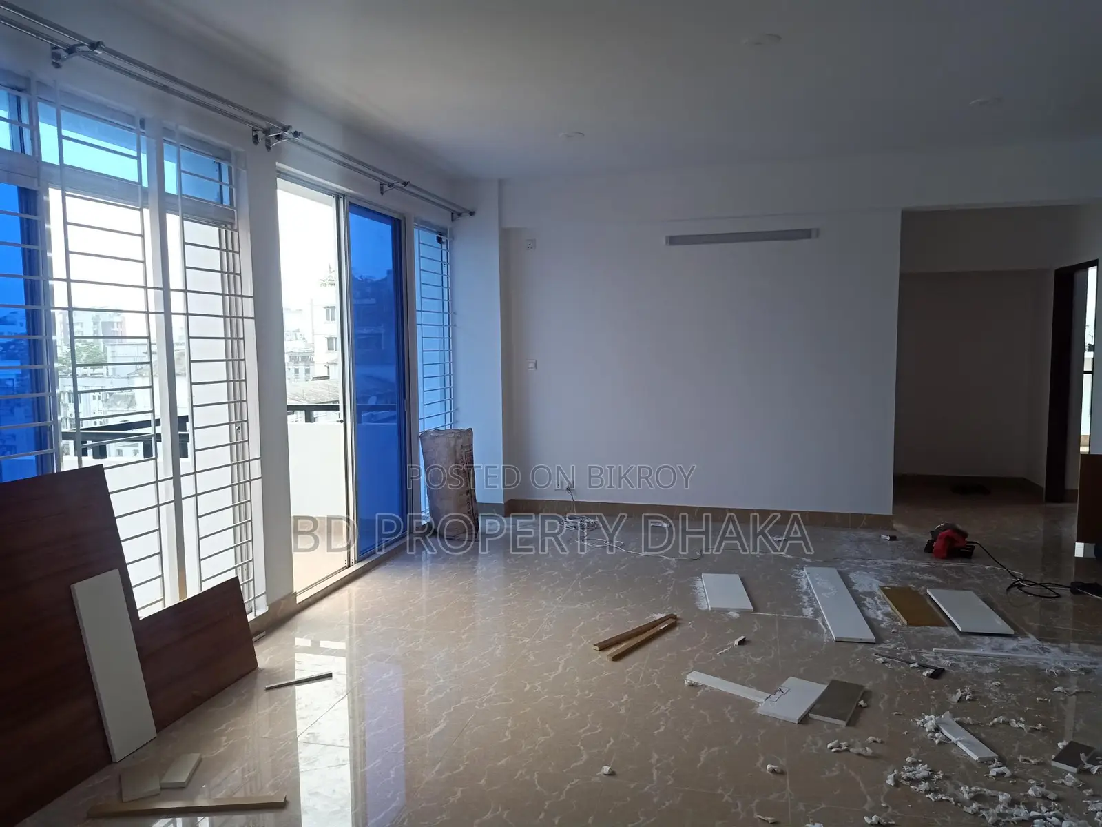 2100 Sqft Un furnished Apt Rent in Banani
