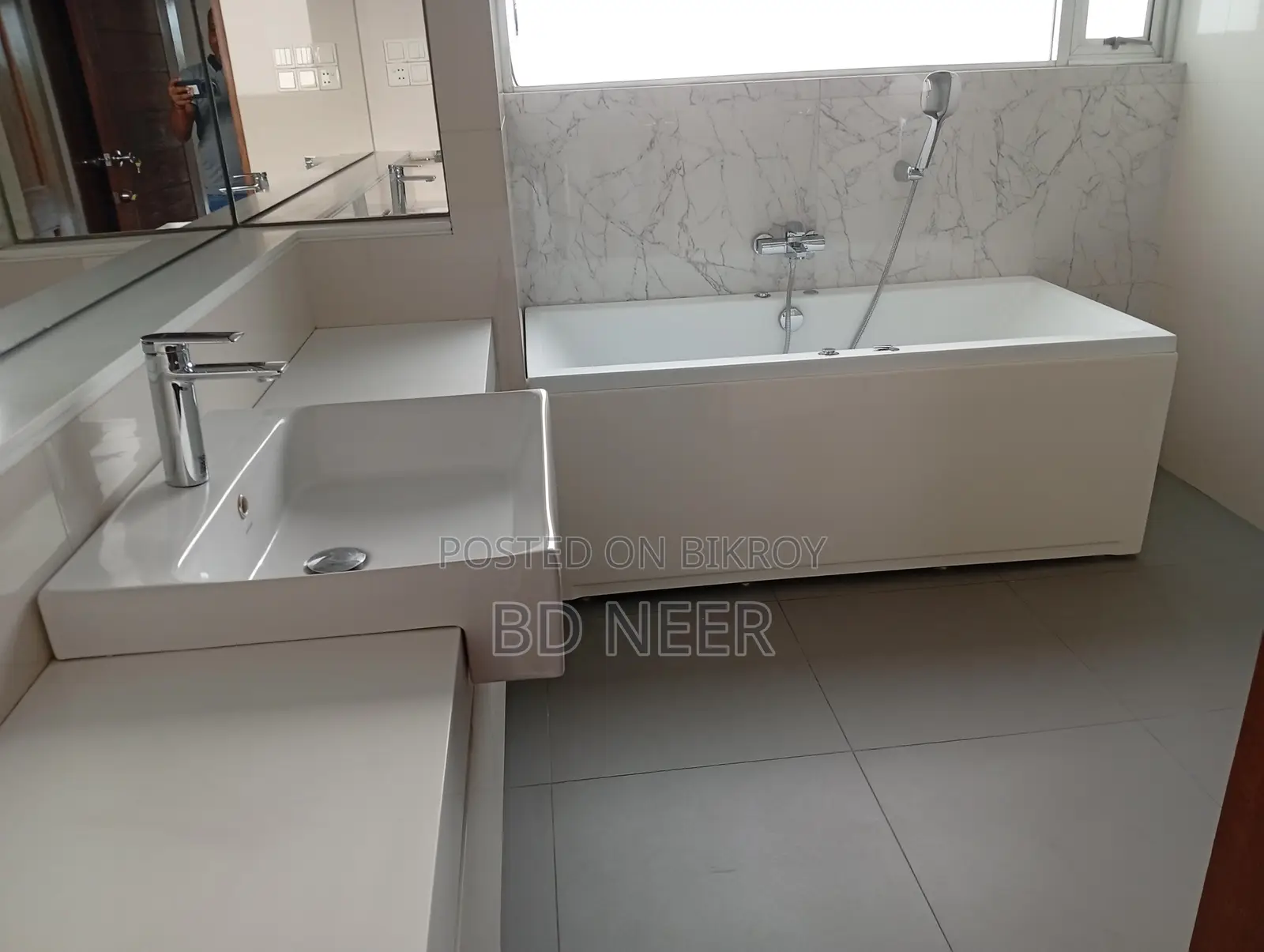 Penthouse With Swimming Pool 4 Bedroom Apt. Rent in North Gulshan-2