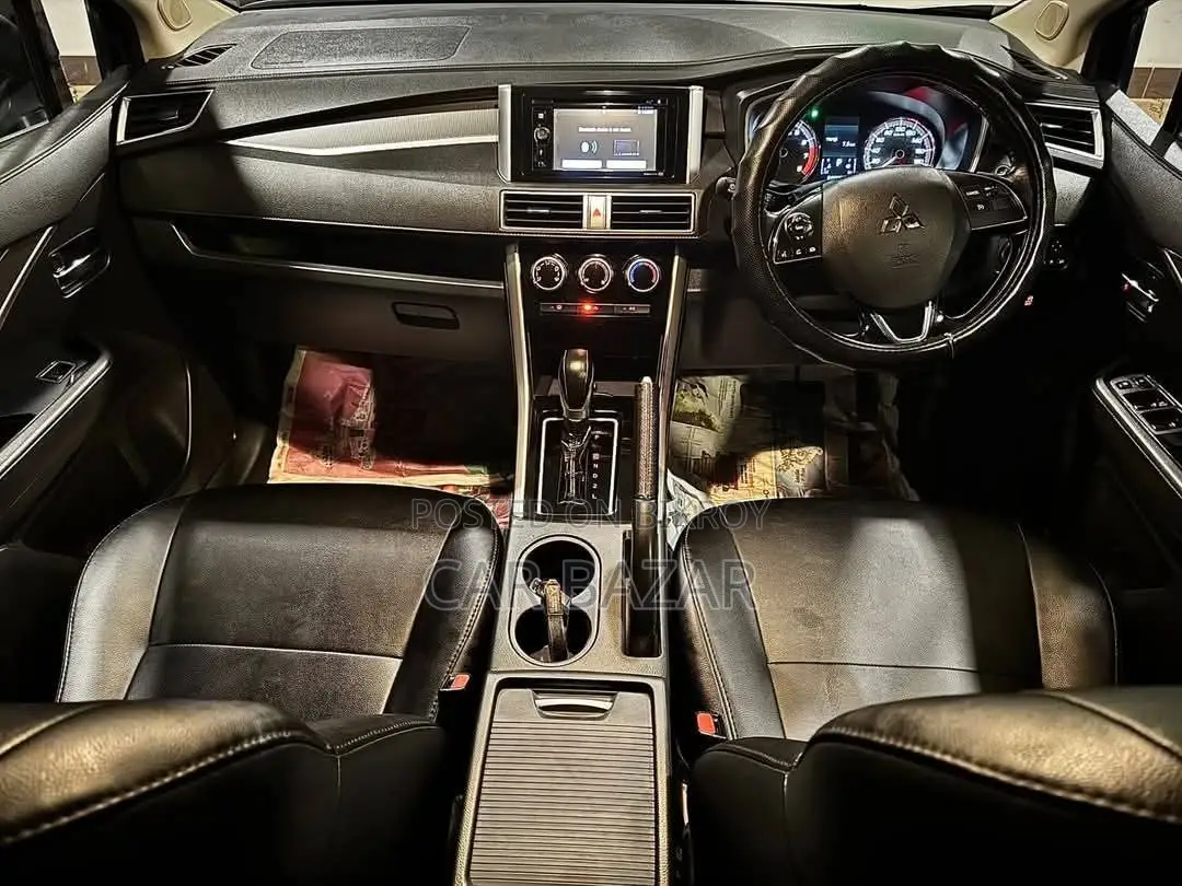 Mitsubishi X-Pander Gls 7-Seater Japanese 2021