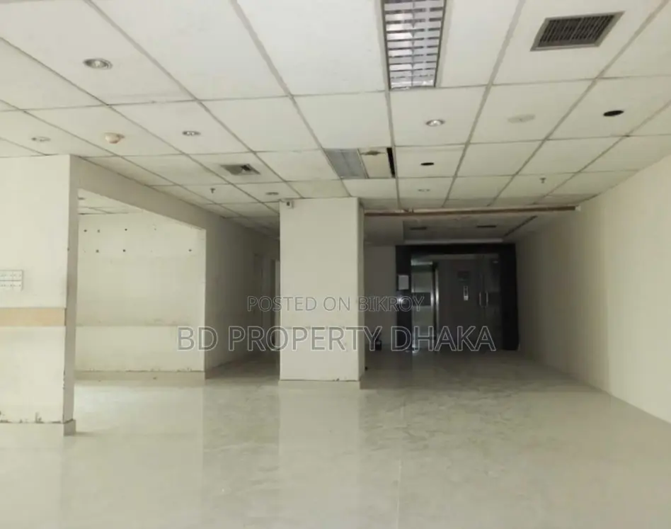 3000 Sqft Open Commercial Space Rent In Gulshan Avenue