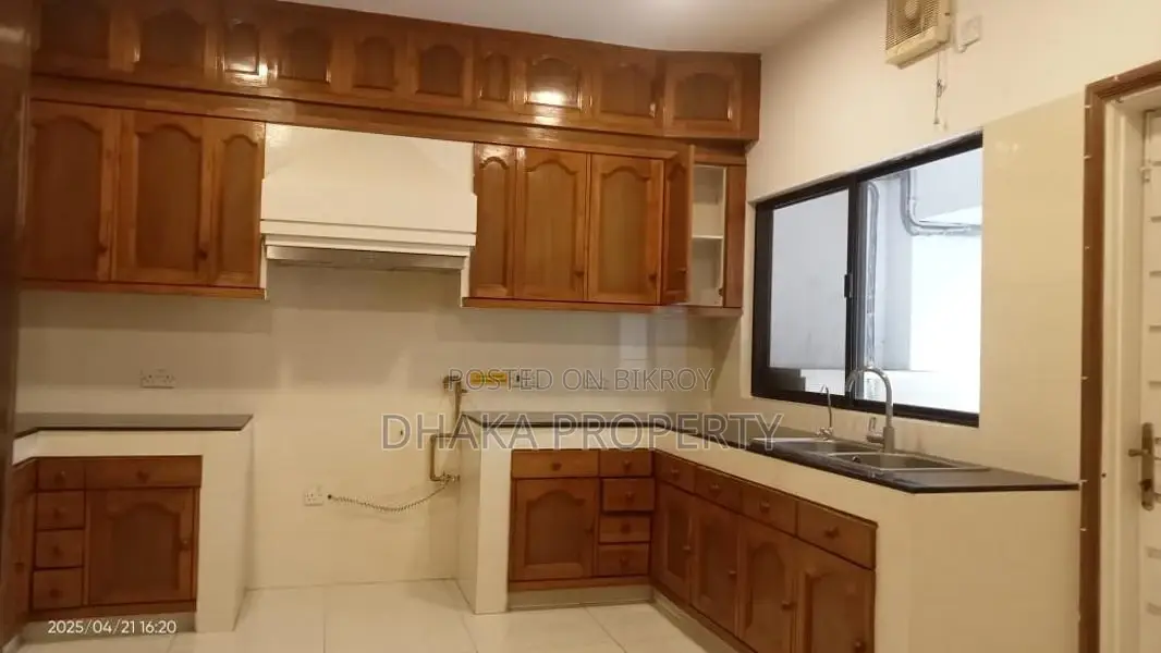 4Bedroom_Big Flat Rent At Gulshan 2