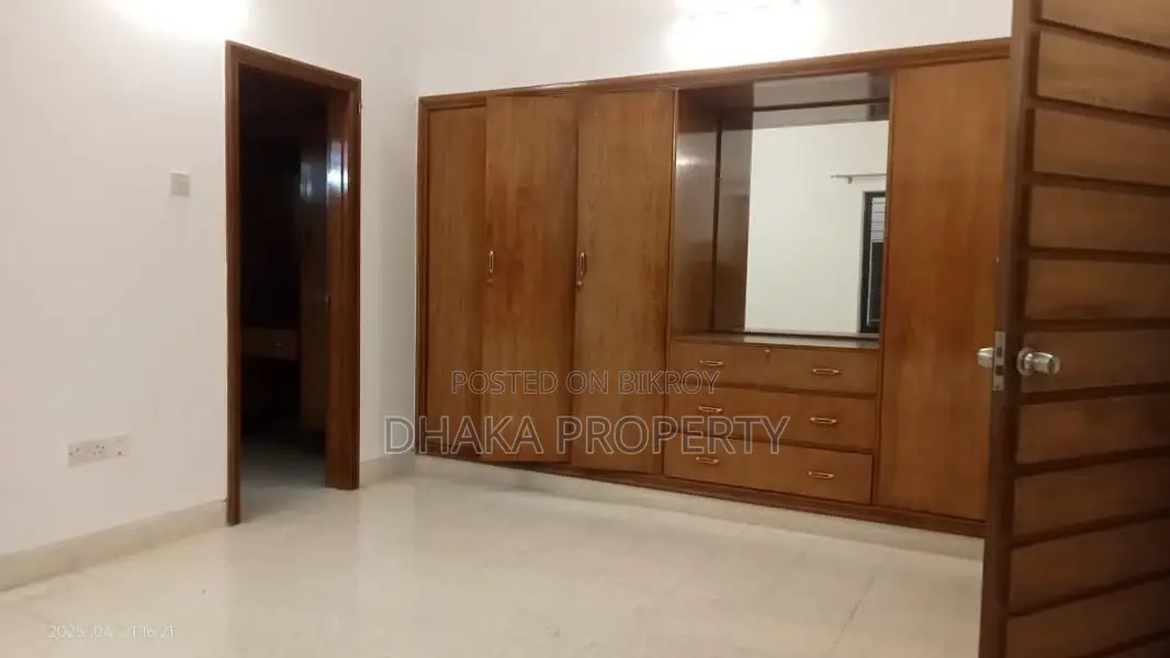 4Bedroom_Big Flat Rent At Gulshan 2